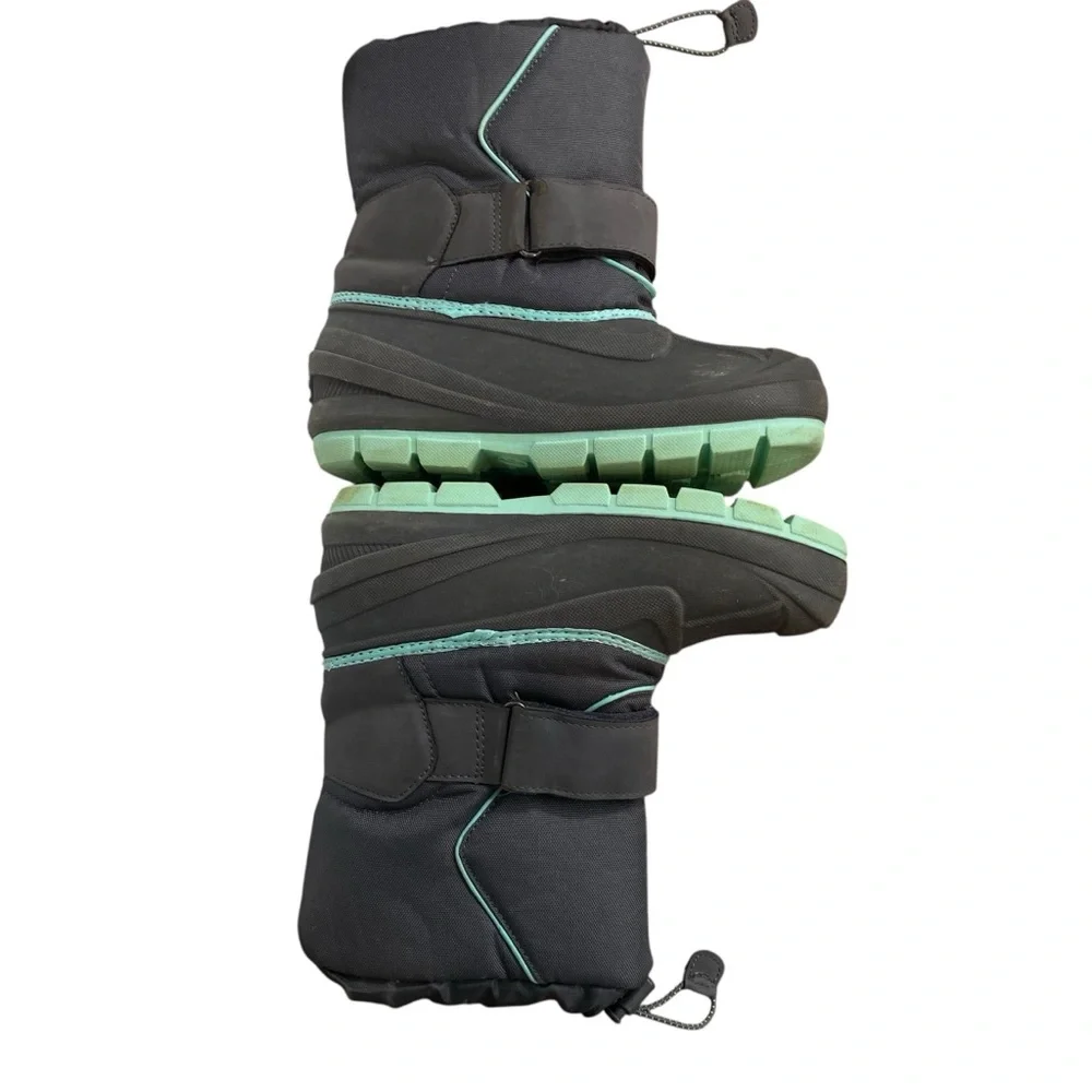 Cat & Jack Cordie Winter snow boots Childs 2 Thermolite water-resist Gray Green